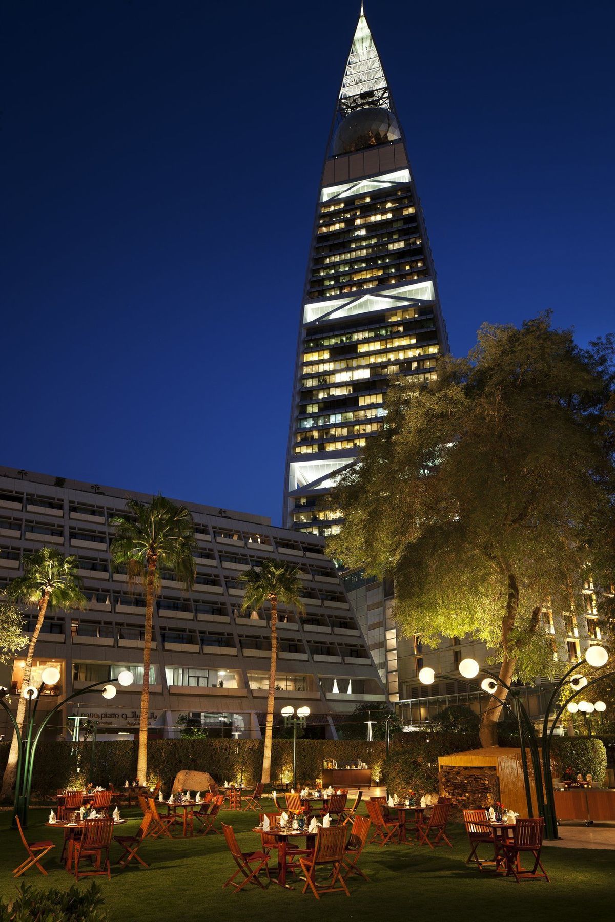 Al Khozama Hotel 利雅德 餐厅 照片