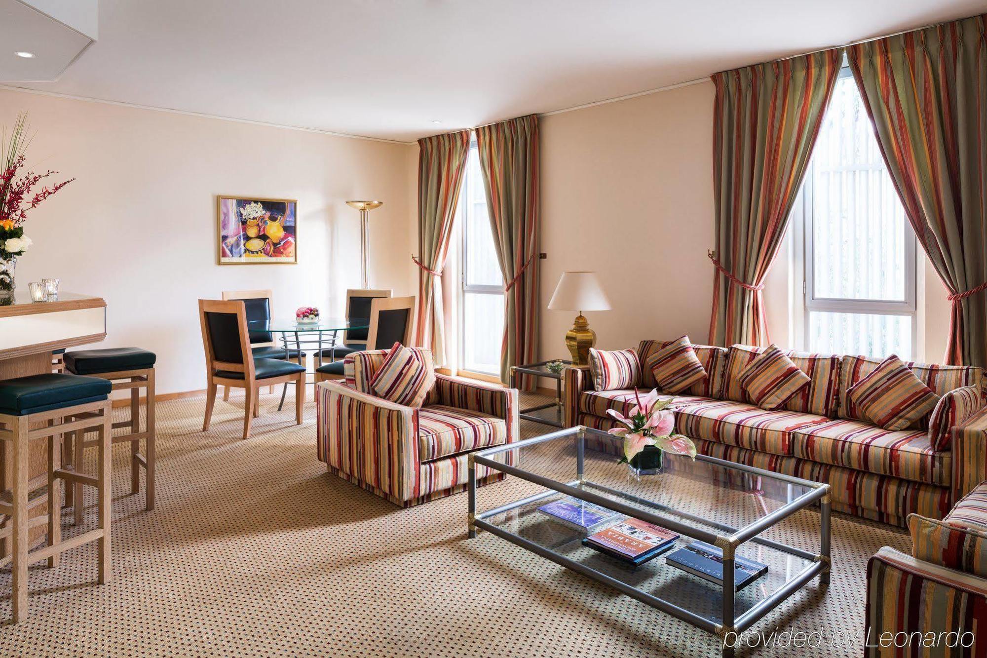 Al Khozama Hotel 利雅德 客房 照片