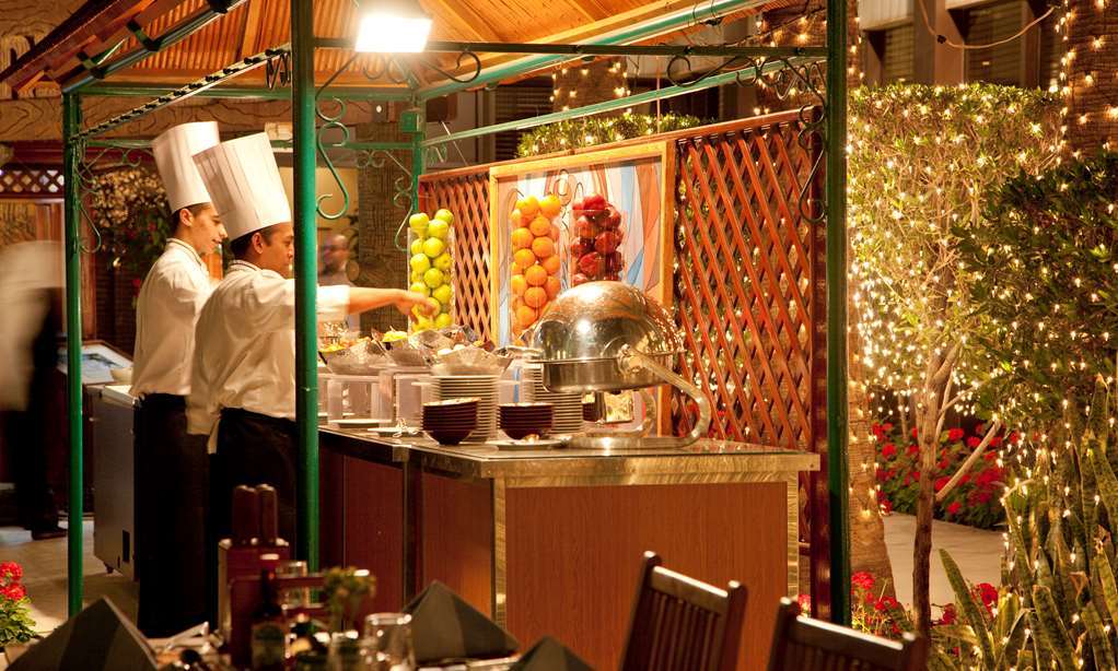 Al Khozama Hotel 利雅德 餐厅 照片